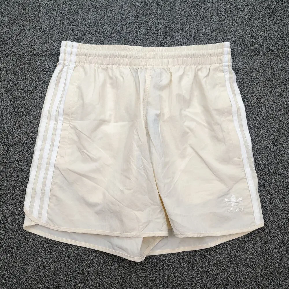 New Adidas Originals Classics Sprinter Shorts White Mens Size M Fast Shipping